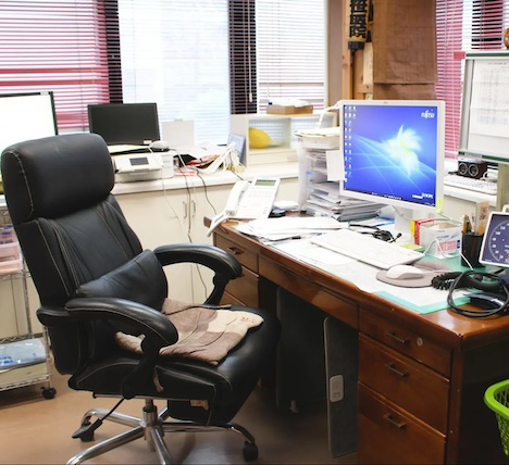 院長⼩笹 秀樹Hideki Ozasa